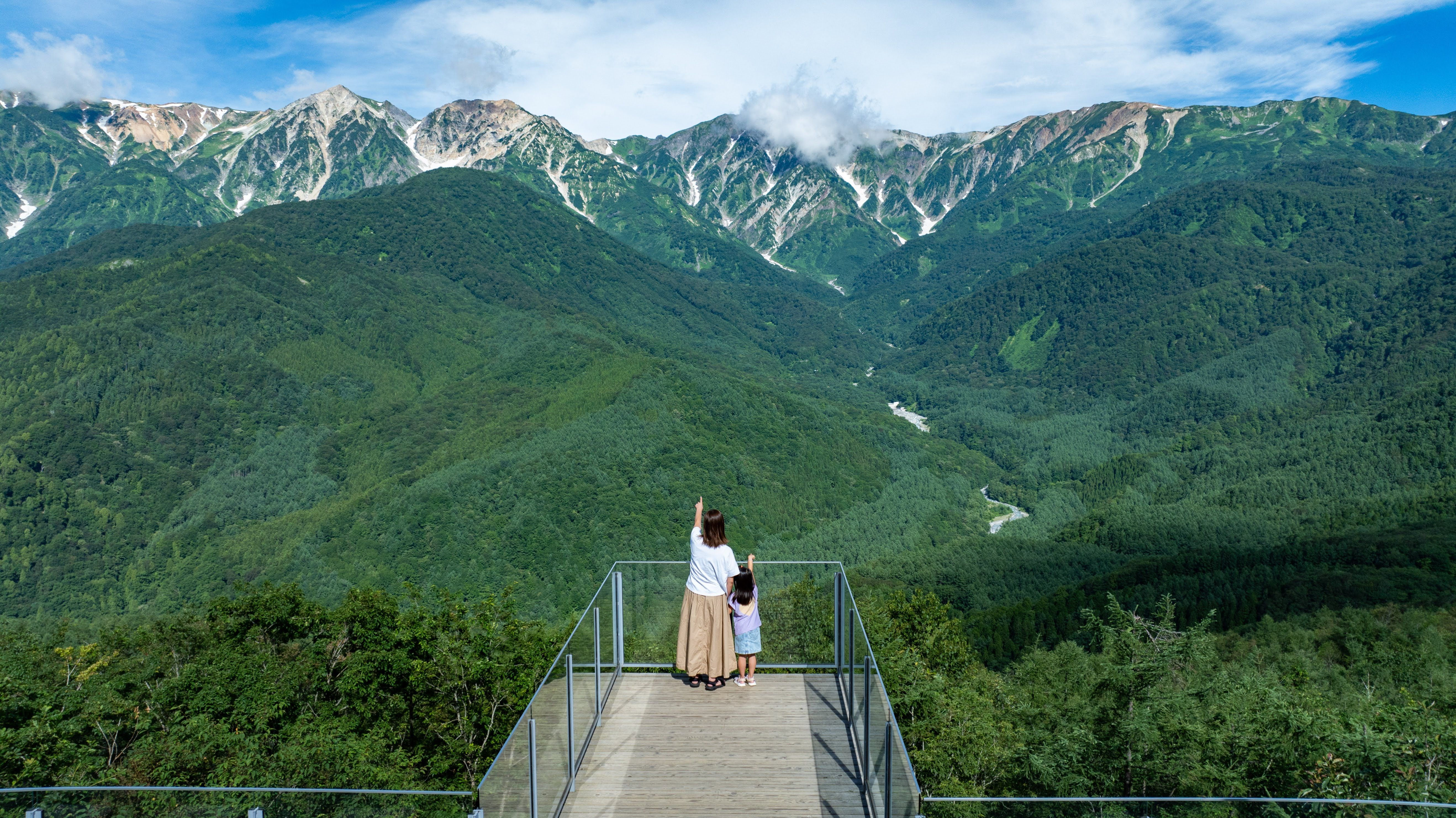 HAKUBA IWATAKE MOUNTAIN RESORT